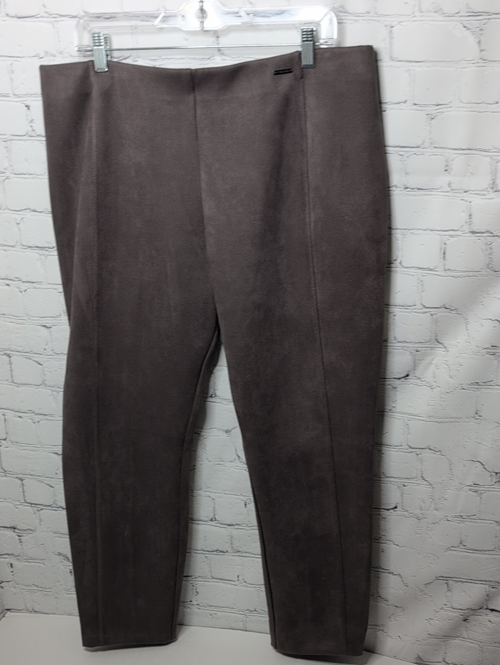 T Tahari Faux Suede Pull On Leggings